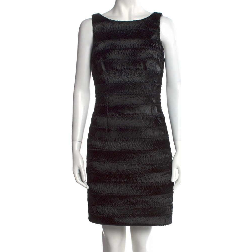 Carmen Marc Valvo Sheath Dress